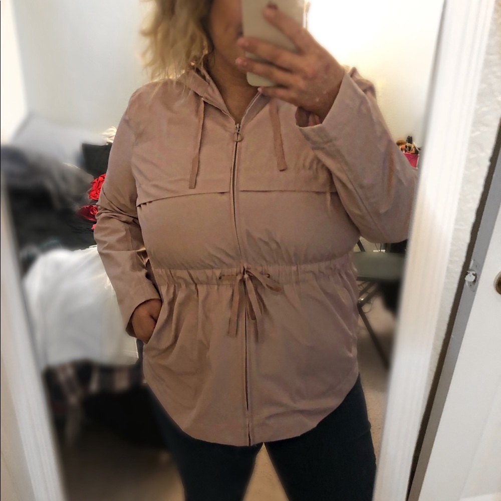 Women’s Fashion windbreaker/raincoat/zip-up Jacket